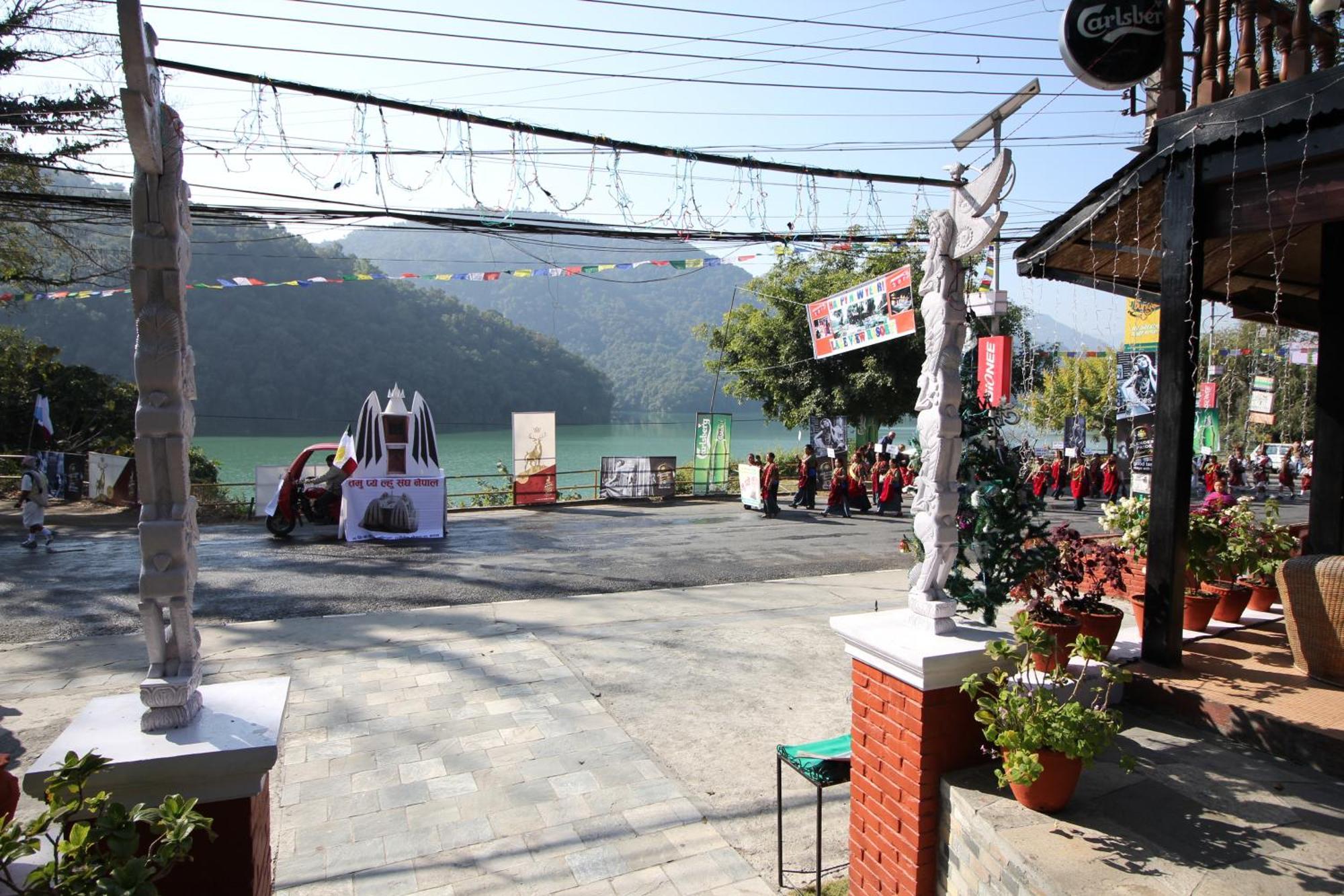 Lake View Resort Pokhara Exterior foto